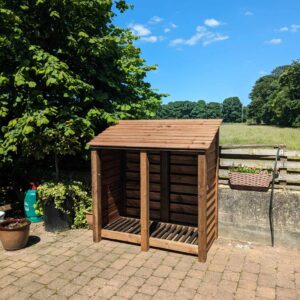 5ft x 5ft Log Store Breinton