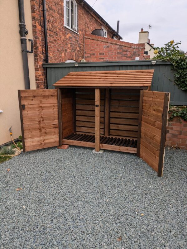 5ft x 6ft log Store Baylham